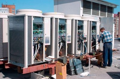 Instalação industrial e ambientes críticos